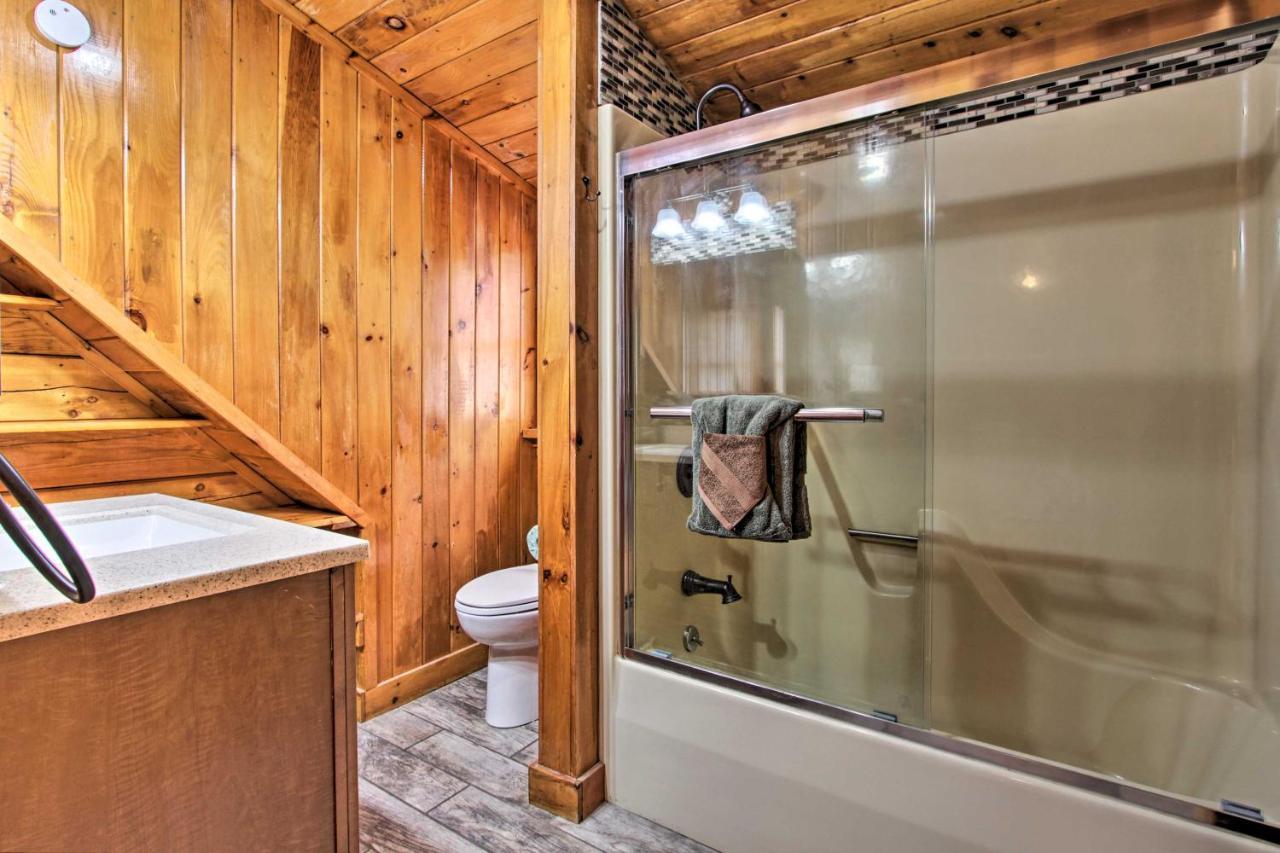 Rustic Cabin With Screened Deck 8 Mi To Dollywood Sevierville Εξωτερικό φωτογραφία